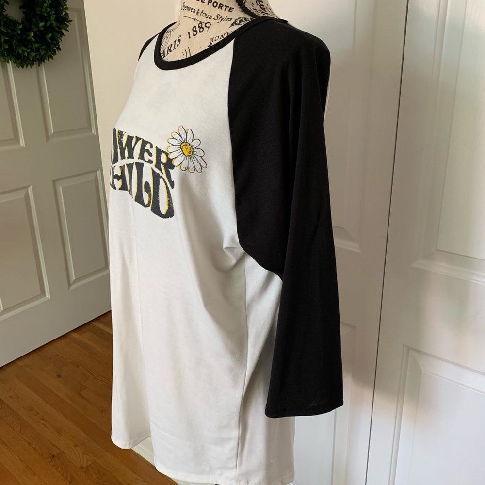 🌼 Lularoe Randy Long Sleeve T 🌼 - Picture 4 of 7